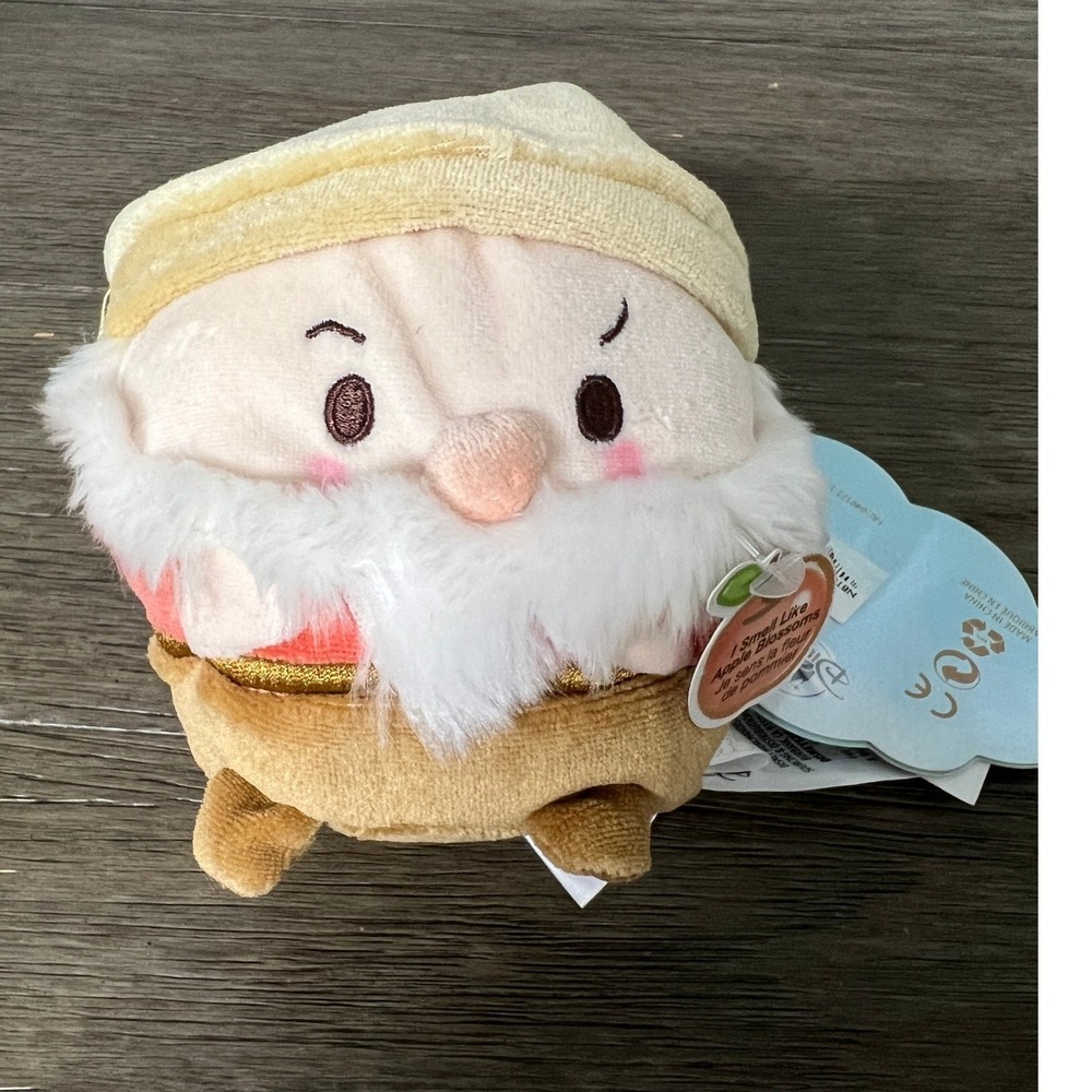 Disney Store Ufufy Snow White & The‎ Seven Dwarfs 4.5" Grumpy Plush